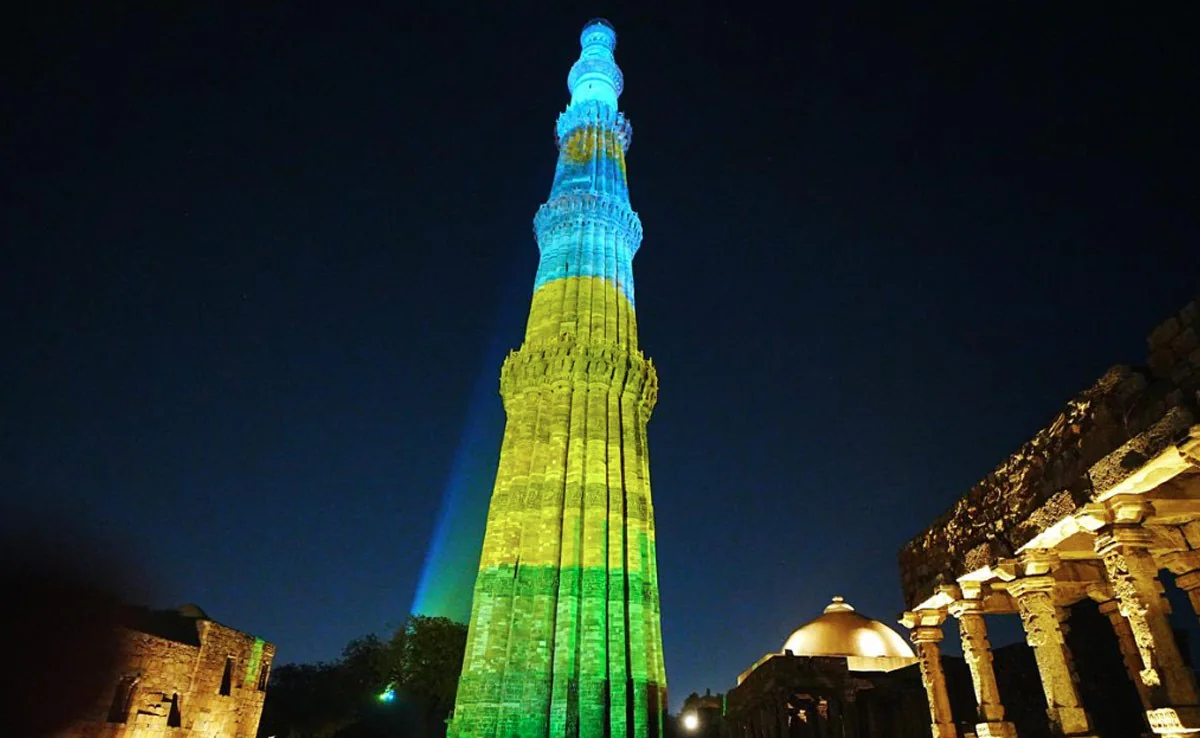 कुतुब मीनार